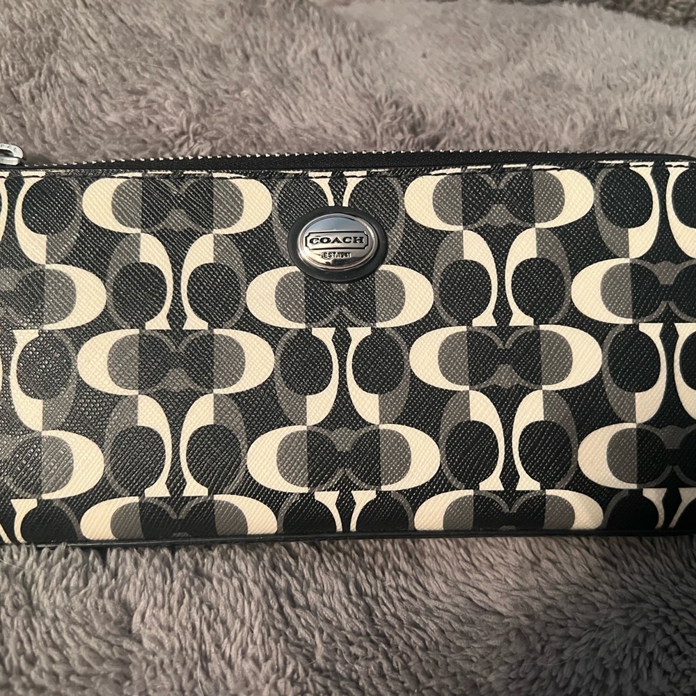 Coach Monogram Black and Cream Wallet